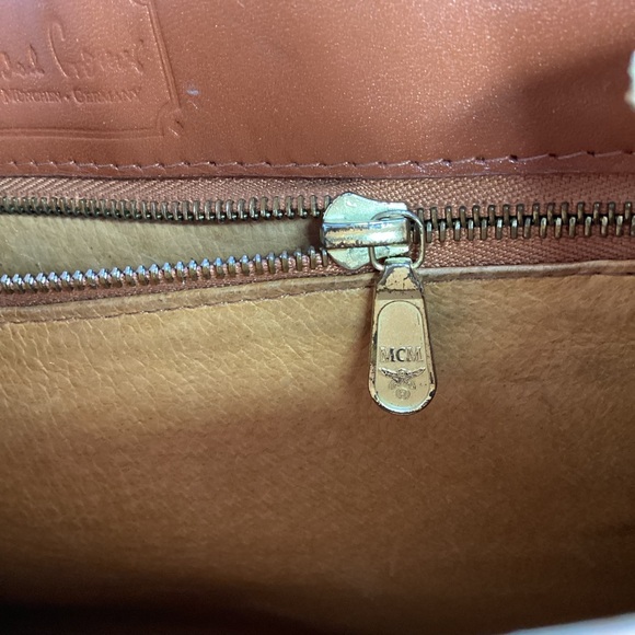 MCM Brown Visetos Leather Handbag MCM Kelly style - Picture 10 of 12